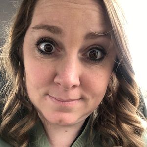 Meet your Posher, Vanessa